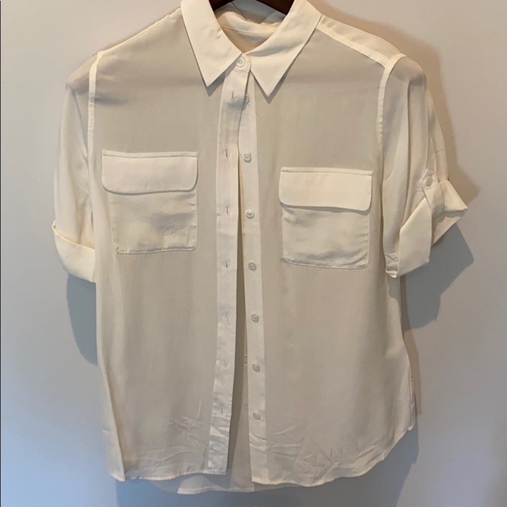 Short sleeve equipment silk blouse